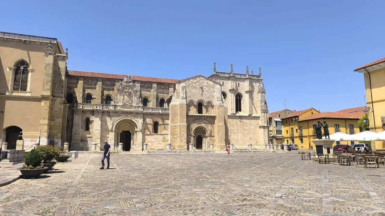 Bas&iacute;lica de San Isidoro.