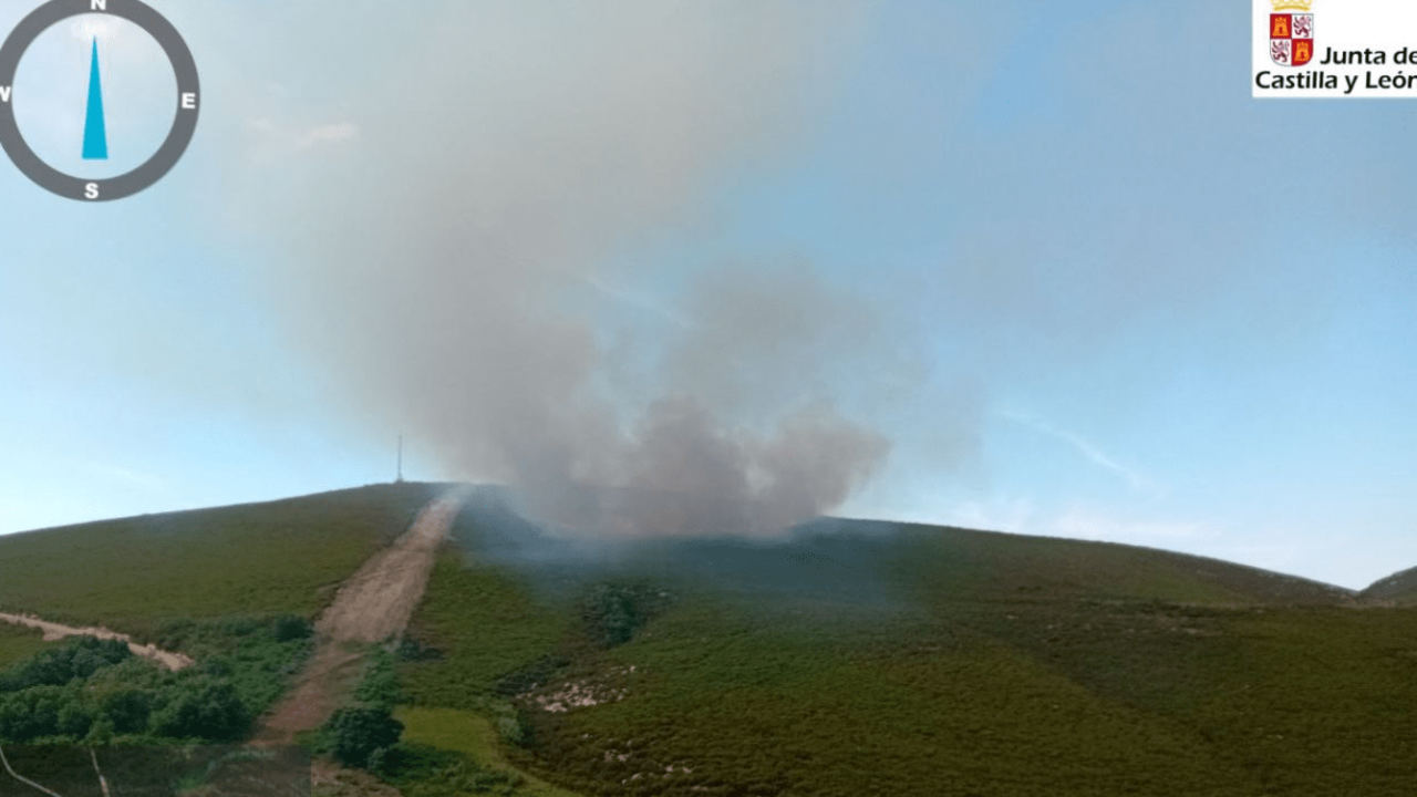 Incendio en Oencia. JCyL.