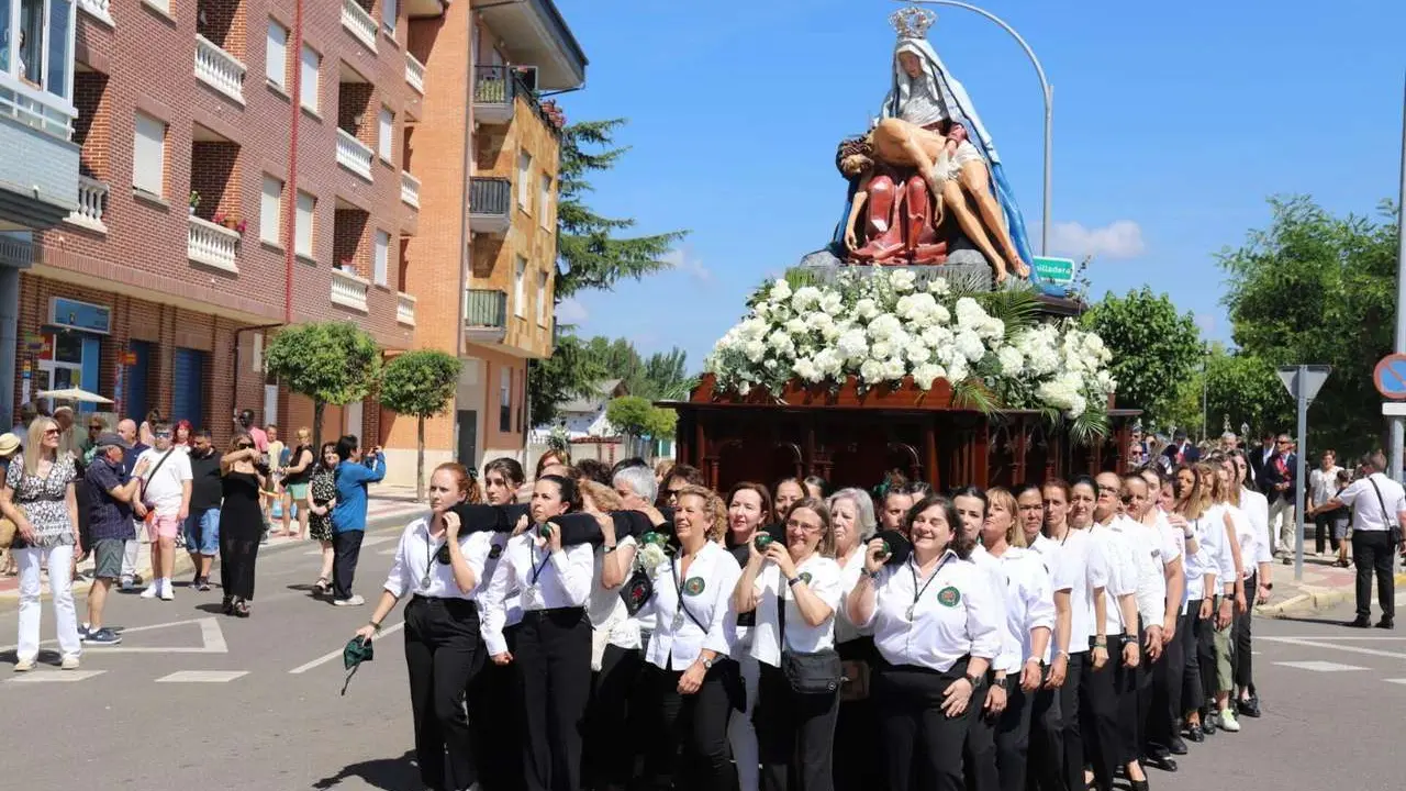 Romer&iacute;a de la Aparici&oacute;n Fotos Isaac Llamazares