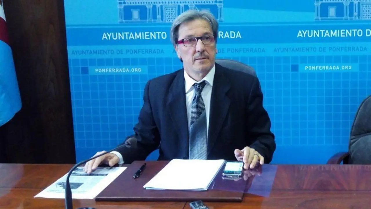Pedro Mu&ntilde;oz era concejal  en el Ayuntamiento de Ponferrada en mayo de 2020, cuando intent&oacute; matar a su entonces mujer, Raquel D&iacute;az. | ICAL