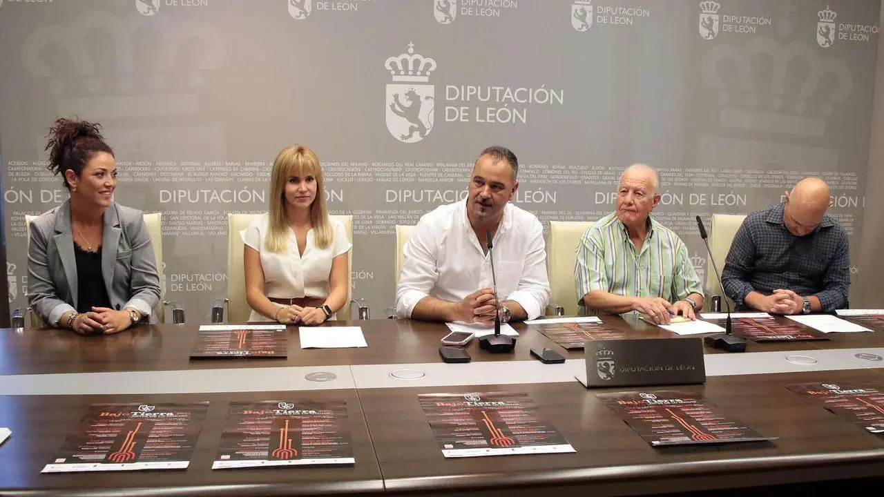 El diputado de Cultura, Arte y Patrimonio, Emilio Mart&iacute;nez, participa en la presentaci&oacute;n del programa Bajo Tierra