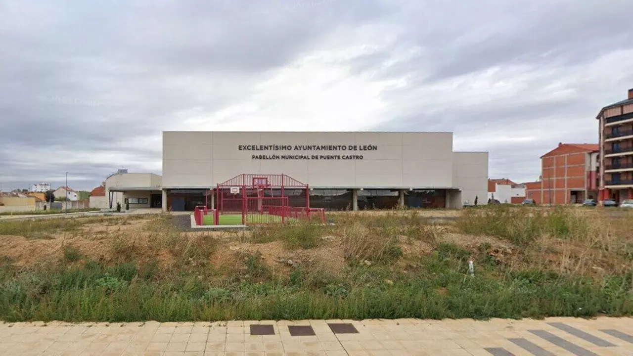 Pabell&oacute;n polideportivo municipal Puente Castro