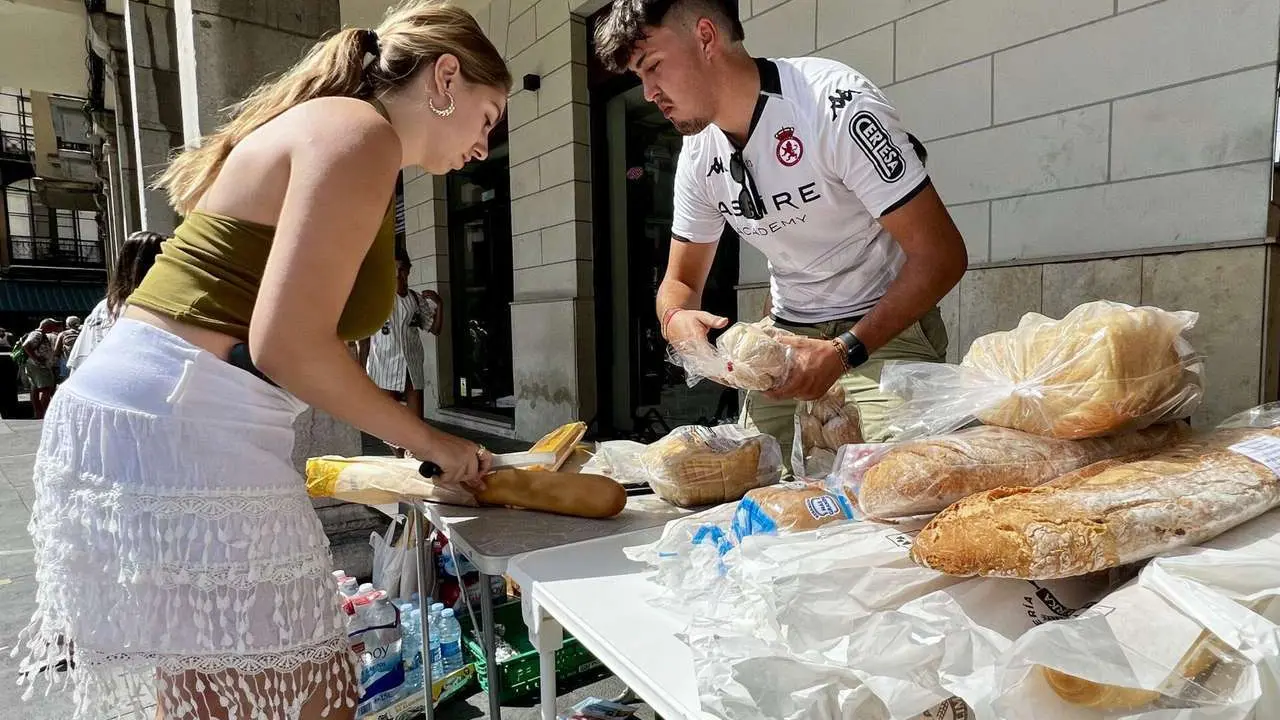 Campillo. ICAL. Recogida de alimentos en Le&oacute;n para los afectados por los incendios de La Valder&iacute;a