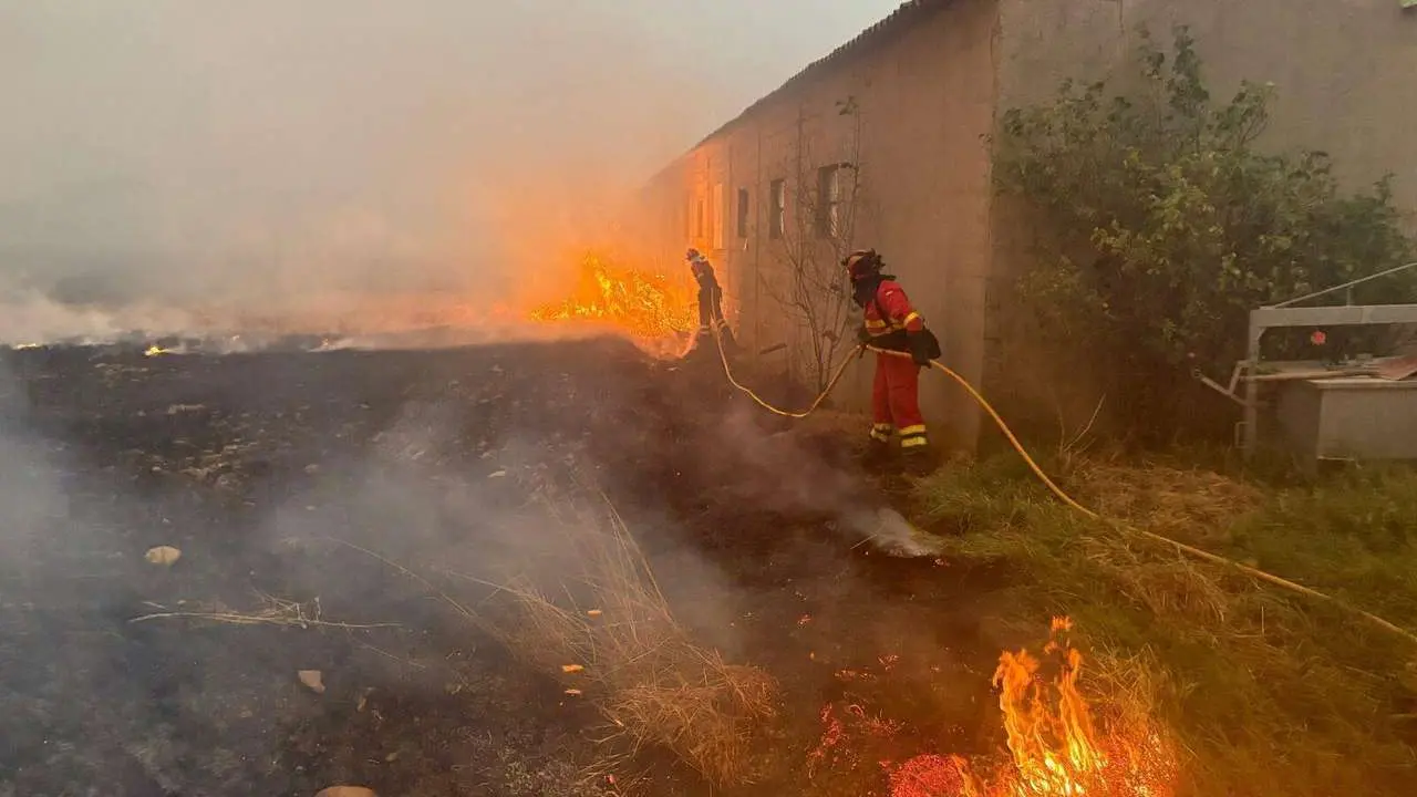 Incendio Jimenez de Jamuz. Foto Subdelegaci&oacute;n del Gobierno