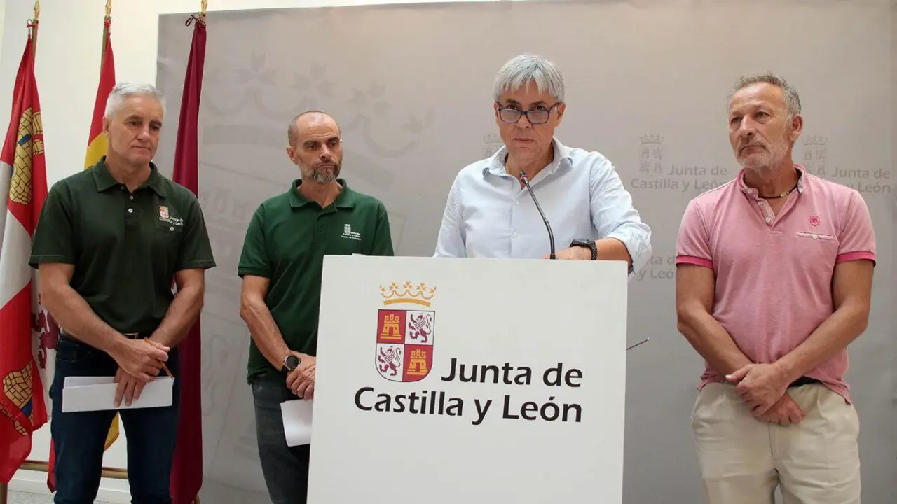 Eduardo Diego, delegado territorial de la Junta en Le&oacute;n, comparece este jueves para informar del estado de los incendios en la provincia. | ICAL