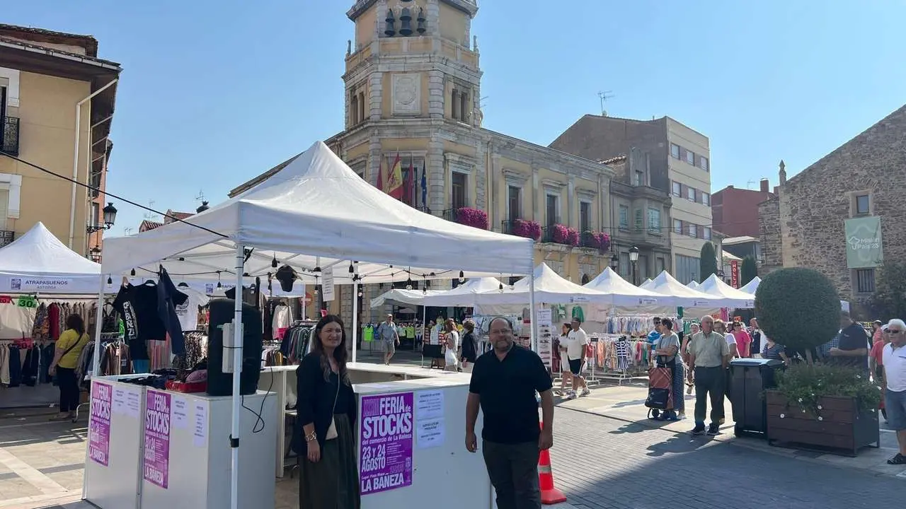 Feria de Stocks de La Ba&ntilde;eza. Ayuntamiento de La Ba&ntilde;eza.