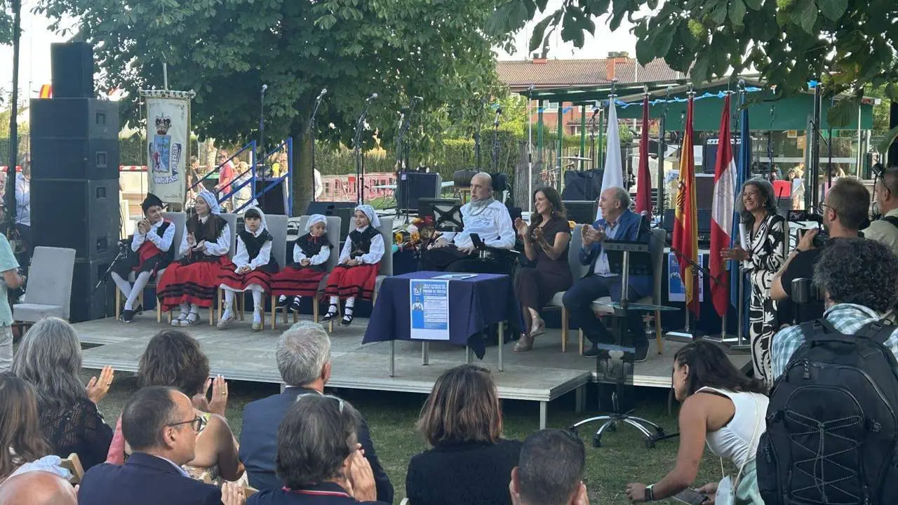 Preg&oacute;n Fiestas de La Santina y San Froil&aacute;n 2025, Casa de Asturias. LE&Oacute;N 24 HORAS.