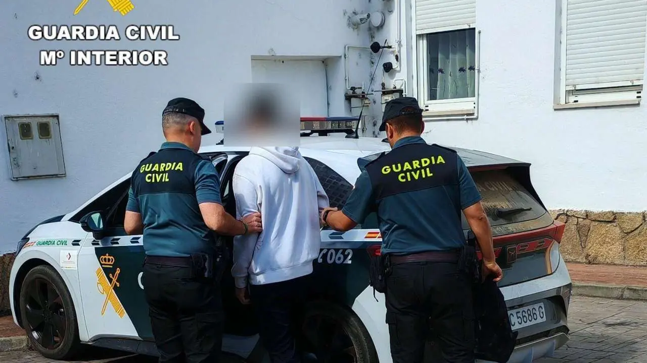 Imagen de archivo de otra detenci&oacute;n de la Guardia Civil.