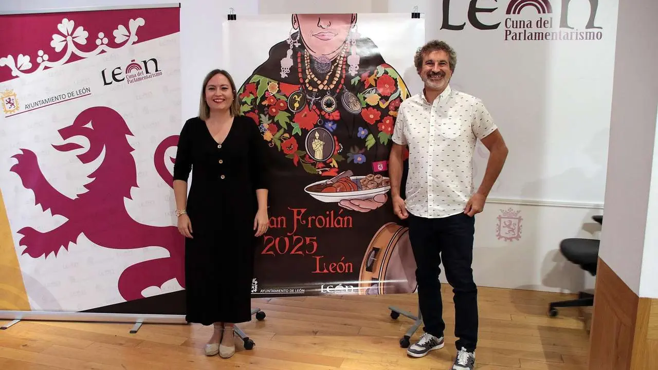 La concejala de Fiestas del Ayuntamiento de Le&oacute;n, Camino Orejas, presenta las fiestas de San Froil&aacute;n. Ical