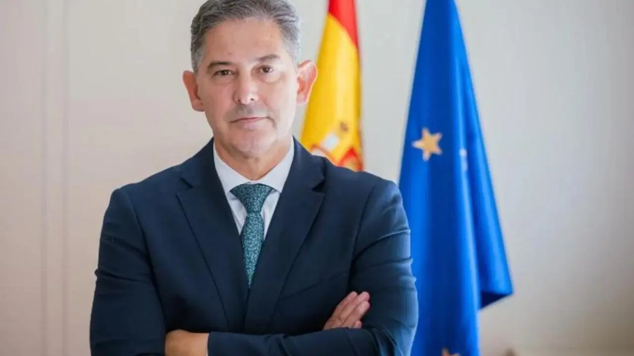 El leon&eacute;s Tom&aacute;s Fern&aacute;ndez Villazala. | MINISTERIO INTERIOR