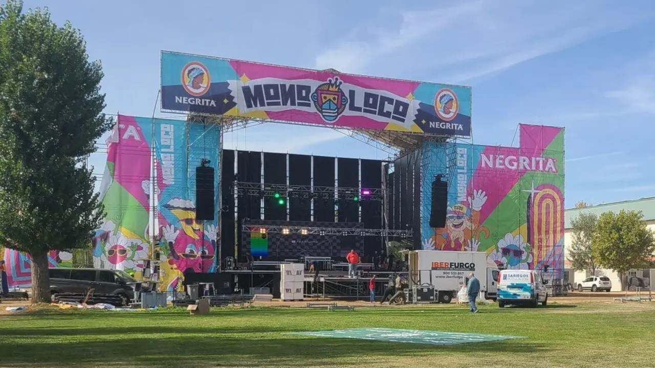 Montaje del festival Monoloco 2025 edici&oacute;n 4 de octubre. Le&oacute;n24horas