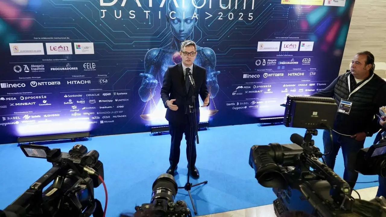 El ministro de Presidencia, Justicia y Relaciones con las Cortes, F&eacute;lix Bola&ntilde;os, participa en la Tercera jornada del DATA f&oacute;rum Justicia 2025: El a&ntilde;o de la Justicia. Ical