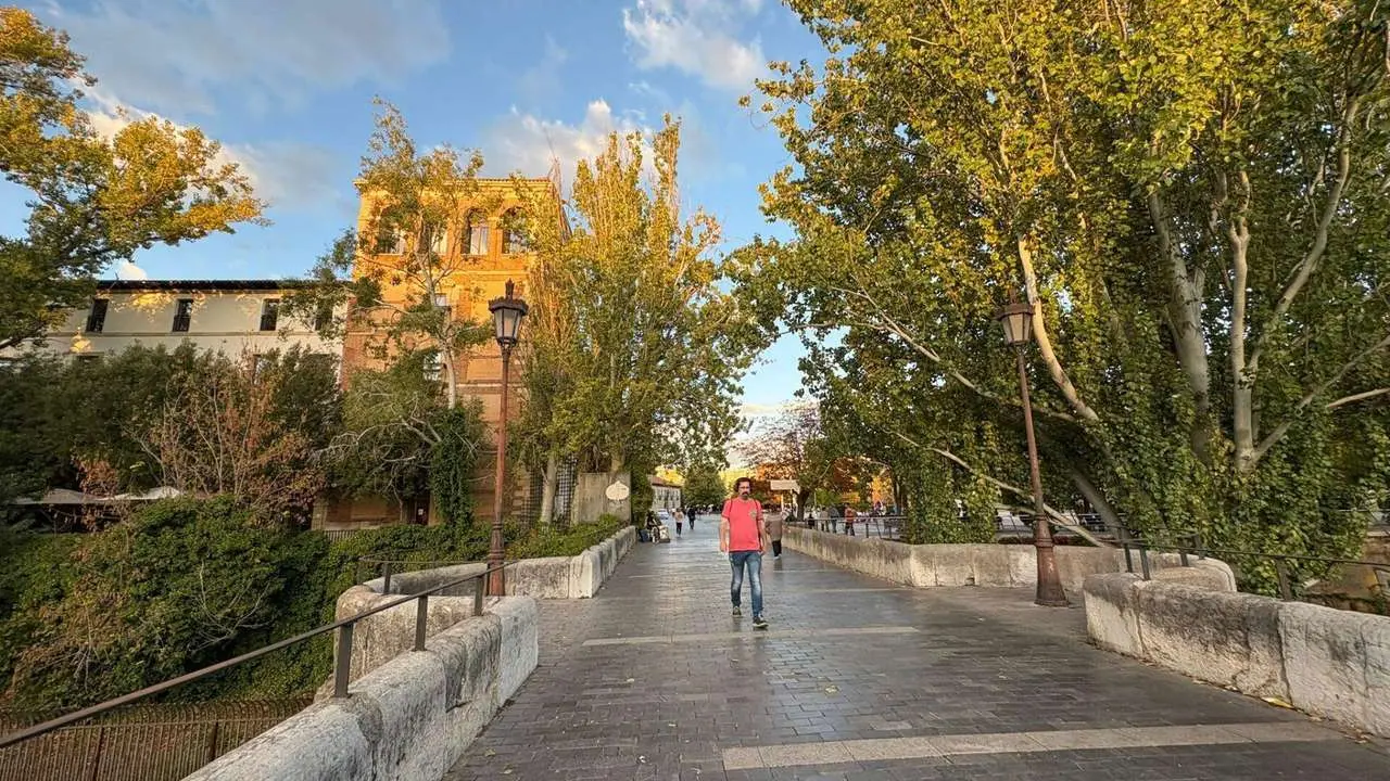 S&aacute;bado estable en Le&oacute;n: ma&ntilde;ana despejada, nubes altas por la tarde y m&aacute;ximas de 24&ordm;C en la capital y hasta 26&ordm;C en Astorga y Ponferrada. 