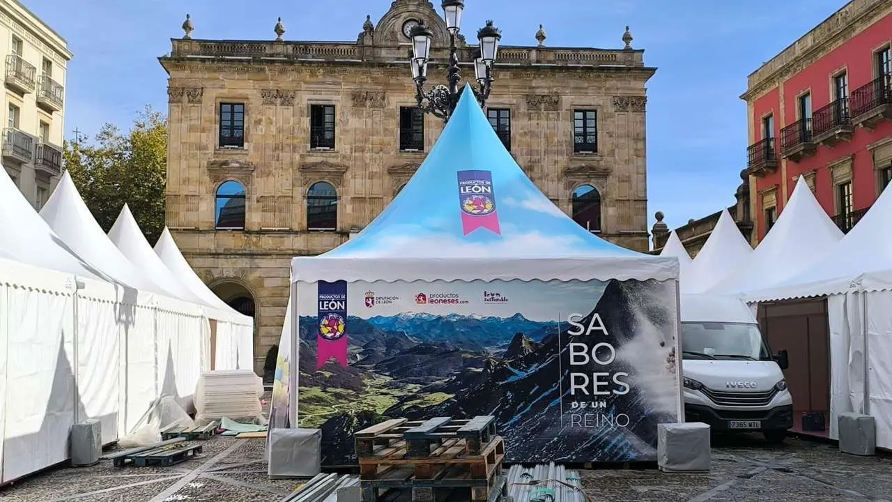 Todo listo en Gij&oacute;n para acoger la Feria de Productos de Le&oacute;n este fin de semana. | MATESANZ