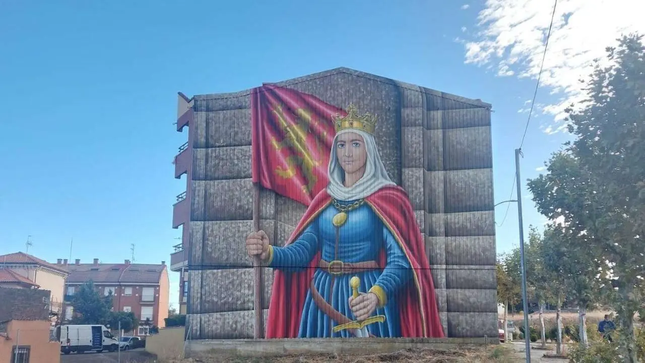 El nuevo mural de Manuel Garc&iacute;a Juan en Sahag&uacute;n est&aacute; dedicado a Urraca I. | APL
