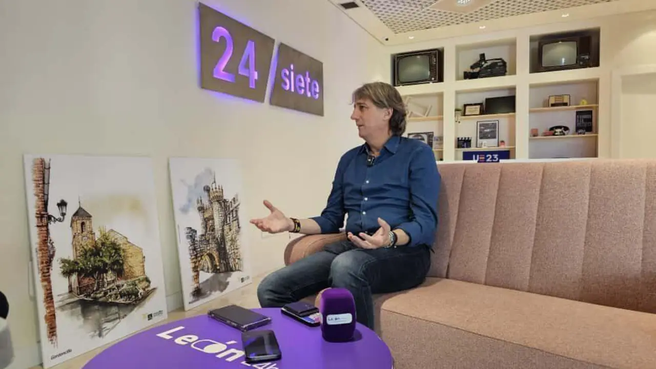 Carlos Mart&iacute;nez, secretario general del PSOE en Castilla y Le&oacute;n y alcalde de Soria, durante la entrevista exclusiva con Le&oacute;n 24 horas.