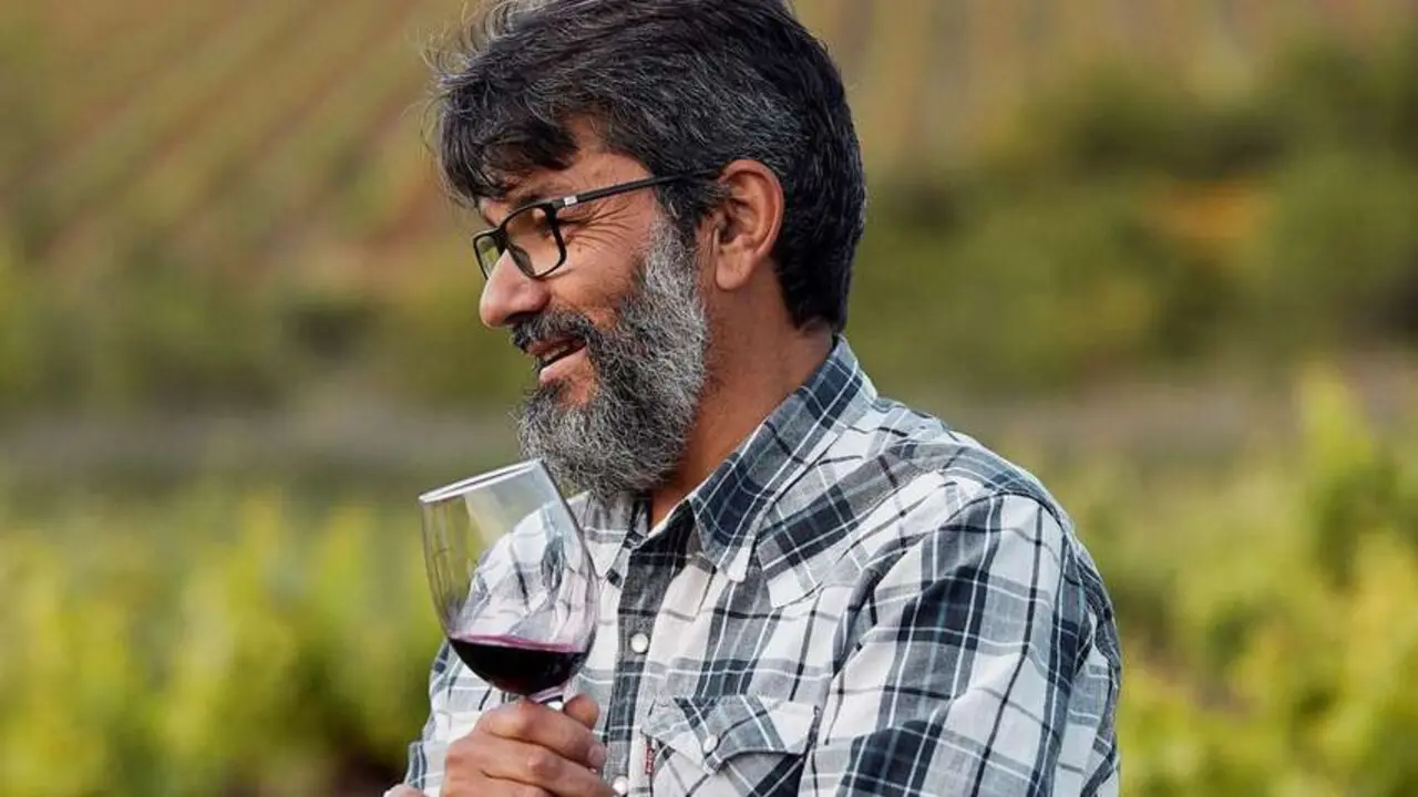 El prestigioso cr&iacute;tico de vinos brit&aacute;nico Tim Atkin ha elegido a Alfredo Marqu&eacute;s, director enol&oacute;gico de Bodegas Pittacum, como &ldquo;leyenda del a&ntilde;o&rdquo;. Ical