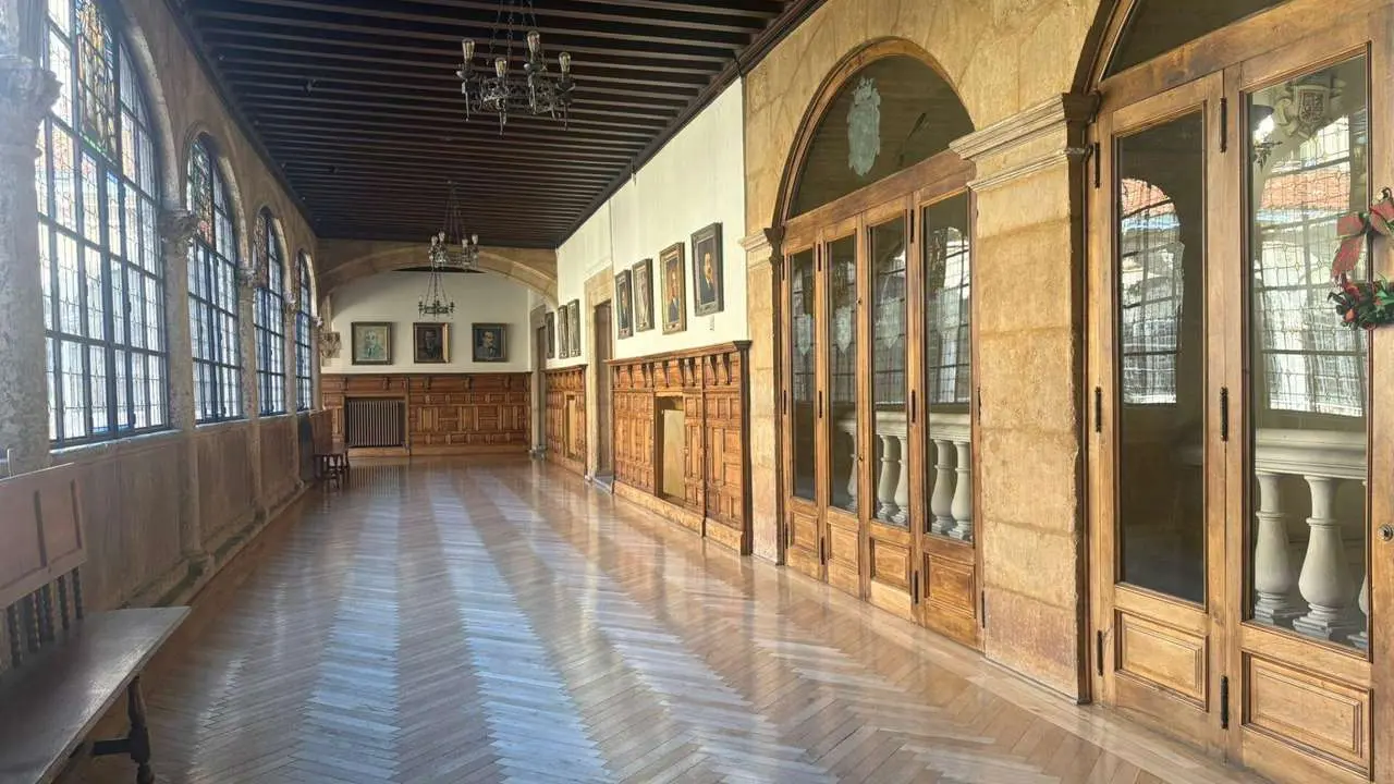 Interior del Palacio de los Guzmanes, sede de la Diputaci&oacute;n de Le&oacute;n. | LE&Oacute;N24HORAS