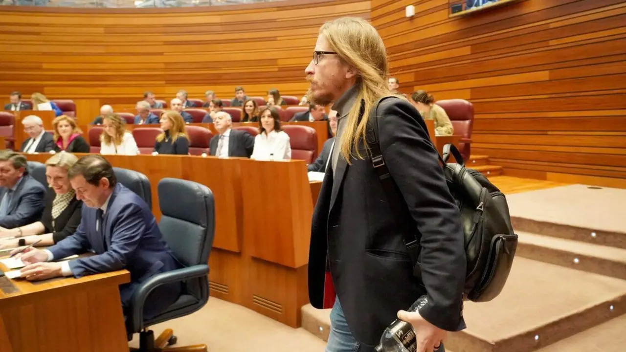 Pablo Fern&aacute;ndez dice adi&oacute;s a una d&eacute;cada como procurador en las Cortes. | ICAL