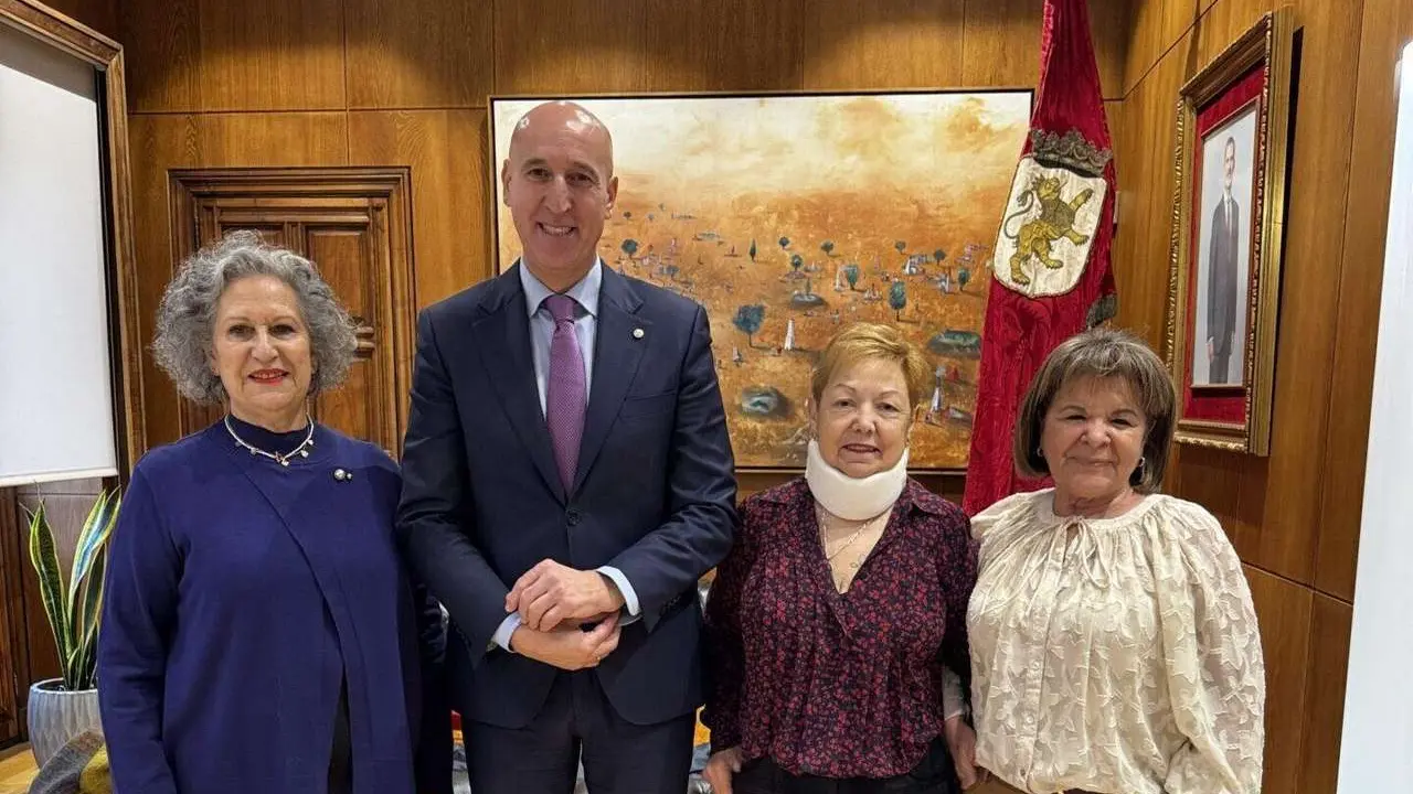 Recepci&oacute;n del alcalde en un encuentro previo al D&iacute;a de las &Aacute;guedas.