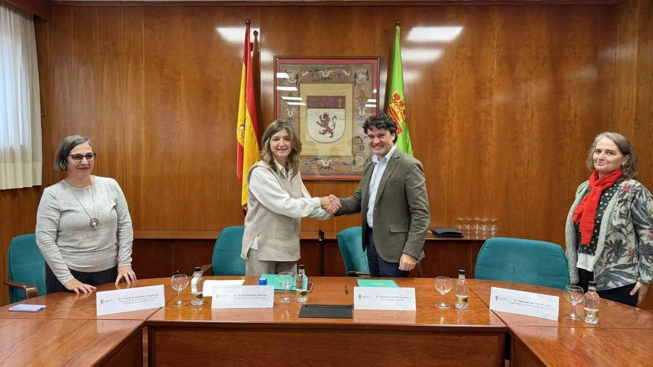 La Universidad de Le&oacute;n acogi&oacute; este martes la firma del convenio con Vexiza.