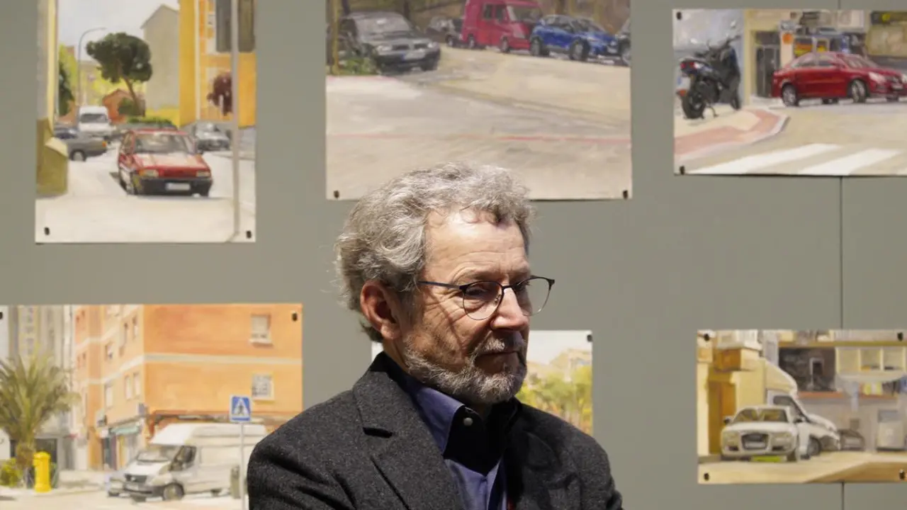 El pintor leon&eacute;s F&eacute;lix de la Concha, este viernes en Ponferrada. | C&Eacute;SAR S&Aacute;NCHEZ/ICAL