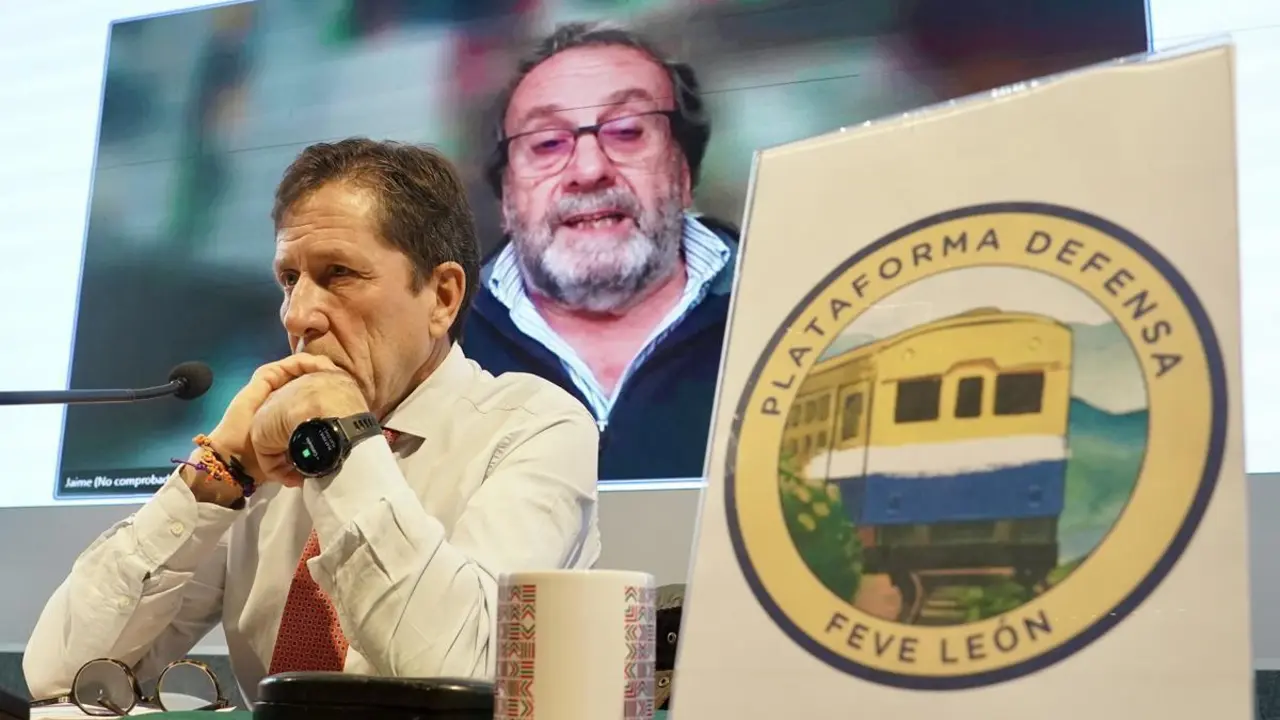 La Plataforma en Defensa del Ferrocarril de V&iacute;a Estrecha en Le&oacute;n presenta un informe t&eacute;cnico-jur&iacute;dico con soluciones para la integraci&oacute;n de Feve en la ciudad