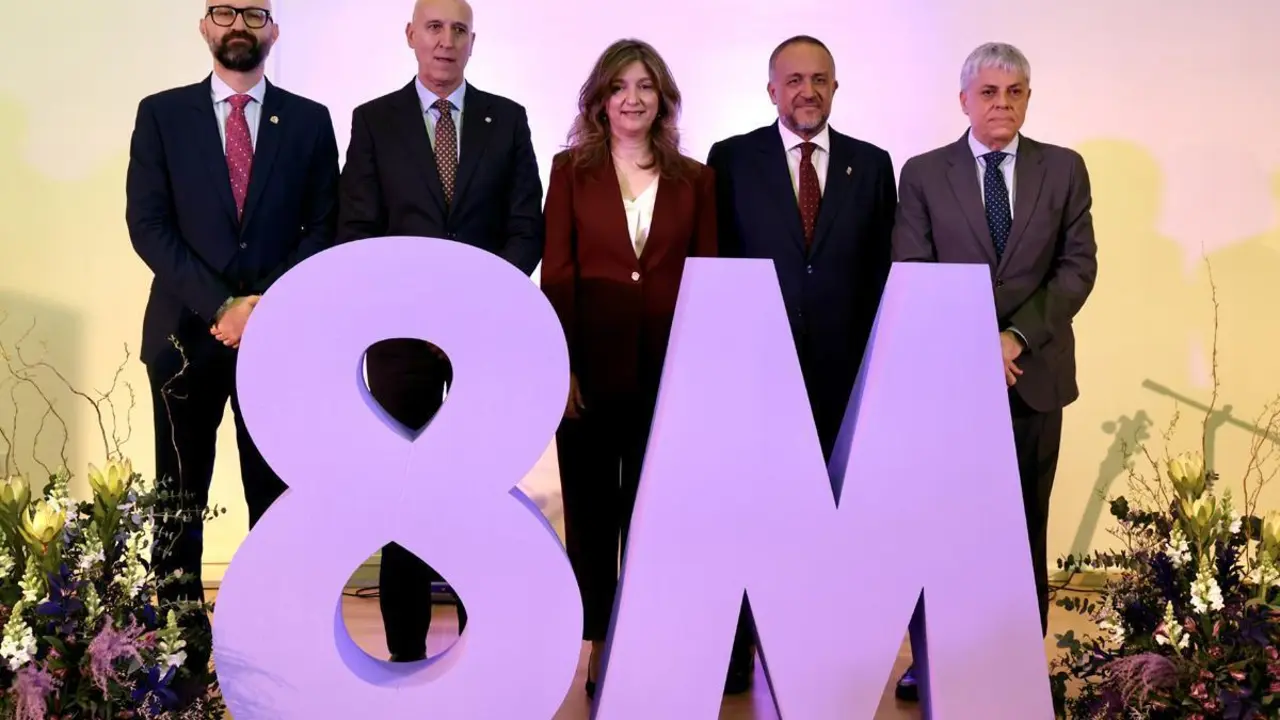 Acto conmemorativo del D&iacute;a Internacional de la Mujer en Le&oacute;n en el que participan la rectora de la ULE, Nuria Gonz&aacute;lez; el alcalde de la capital, Jos&eacute; Antonio Diez; el presidente de la Diputaci&oacute;n Provincial, Gerardo &Aacute;lvarez Courel y el delegado territorial de la Junta, Eduardo Diego. | ICAL