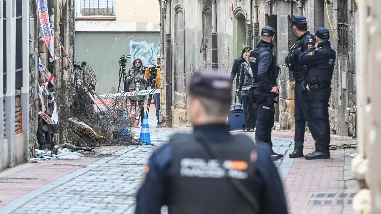 Tres fallecidas y cuatro heridos en el incendio de una vivienda en Miranda de Ebro. Ricardo Ord&oacute;&ntilde;ez. Ical