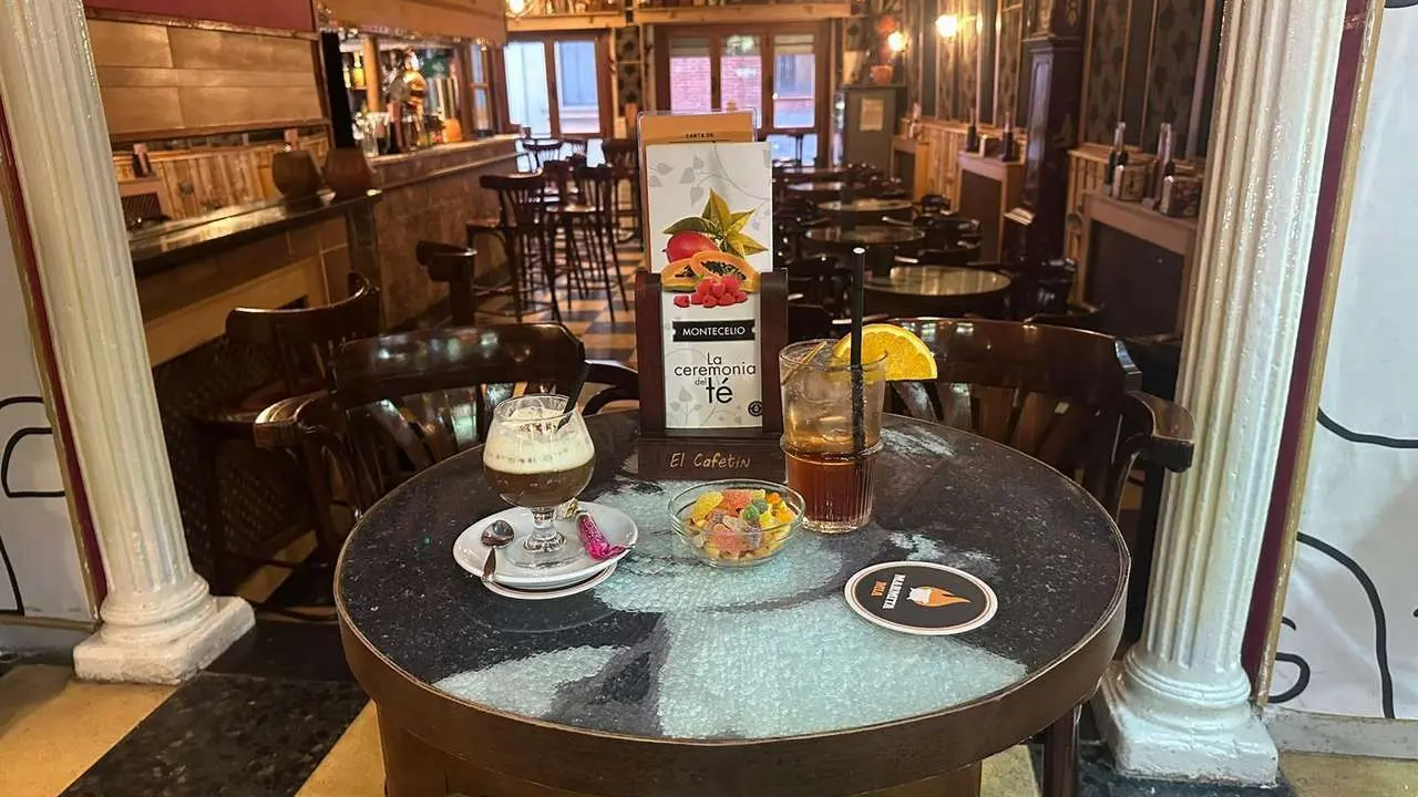 El Cafet&iacute;n. 24Siete Producciones
