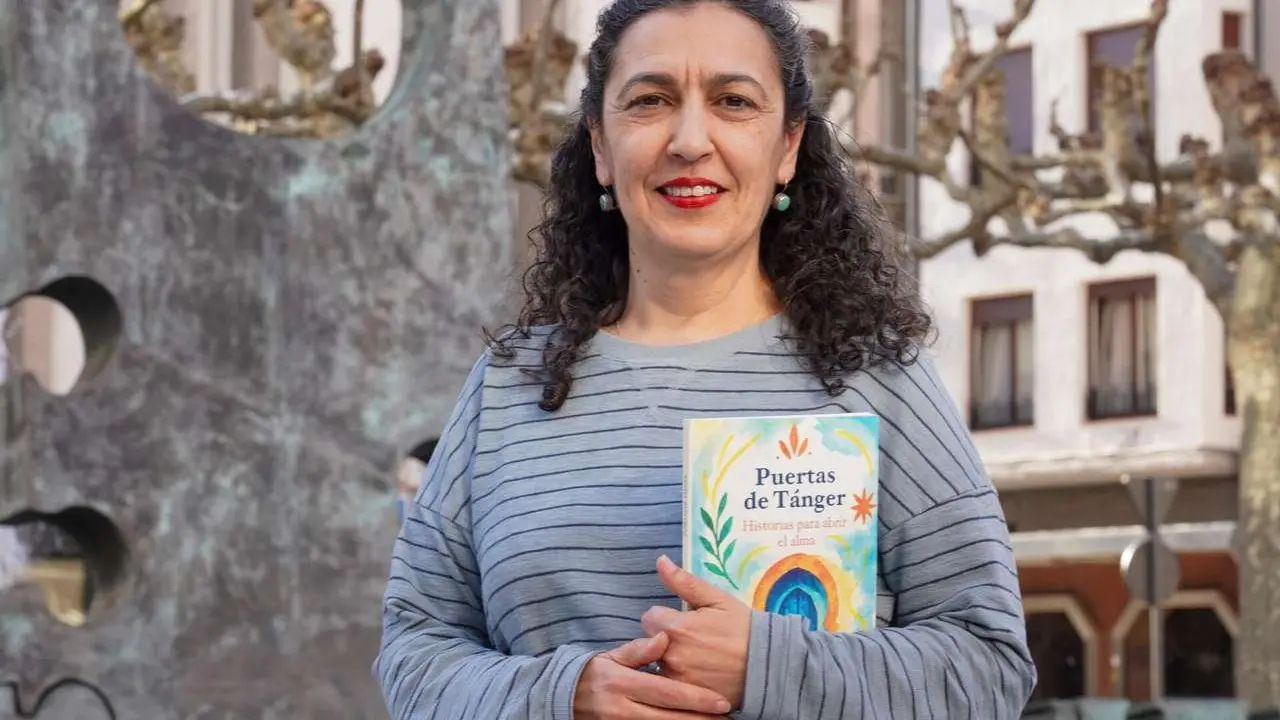 Marif&eacute; de la Torre presenta el libro &lsquo;Puertas de T&aacute;nger. Historias para abrir el alma&rsquo;