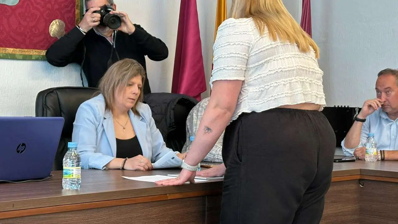 Toma de posesi&oacute;n Julia Carracedo PP sahag&uacute;n