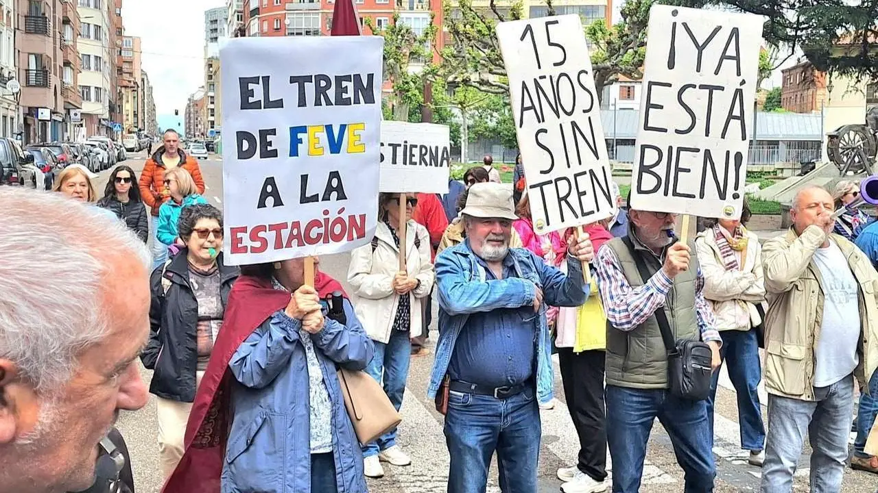 LE&Oacute;N24HORAS