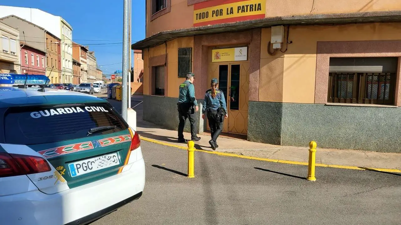 Puesto de la Guardia Civil en La Ba&ntilde;eza. 