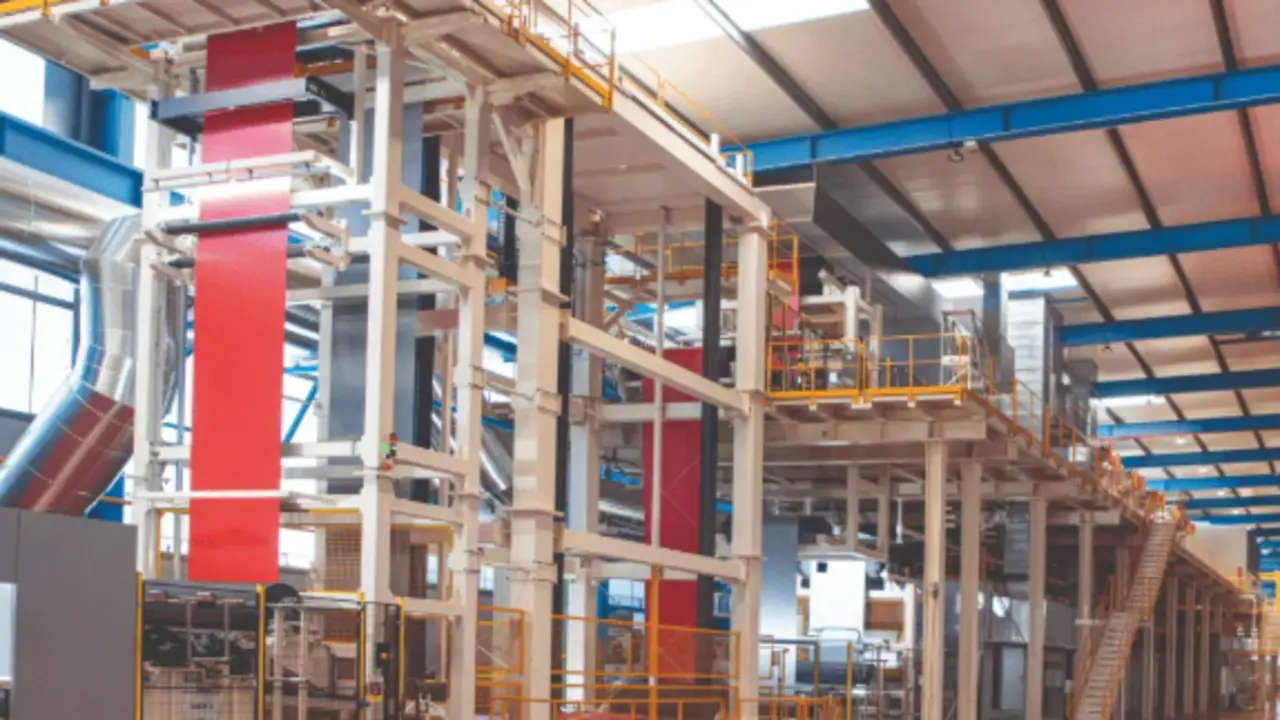 la f&aacute;brica tiene sus instalaciones en Parandanes, Toral de los Vados. | STACBOND