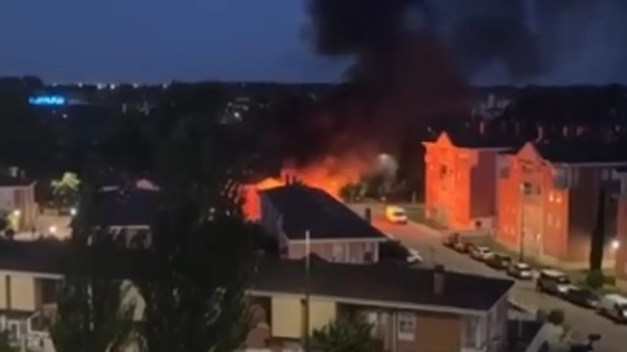 La explosi&oacute;n y el incendio se produjeron este lunes por la noche en Covaresa, Valladolid. | ICAL