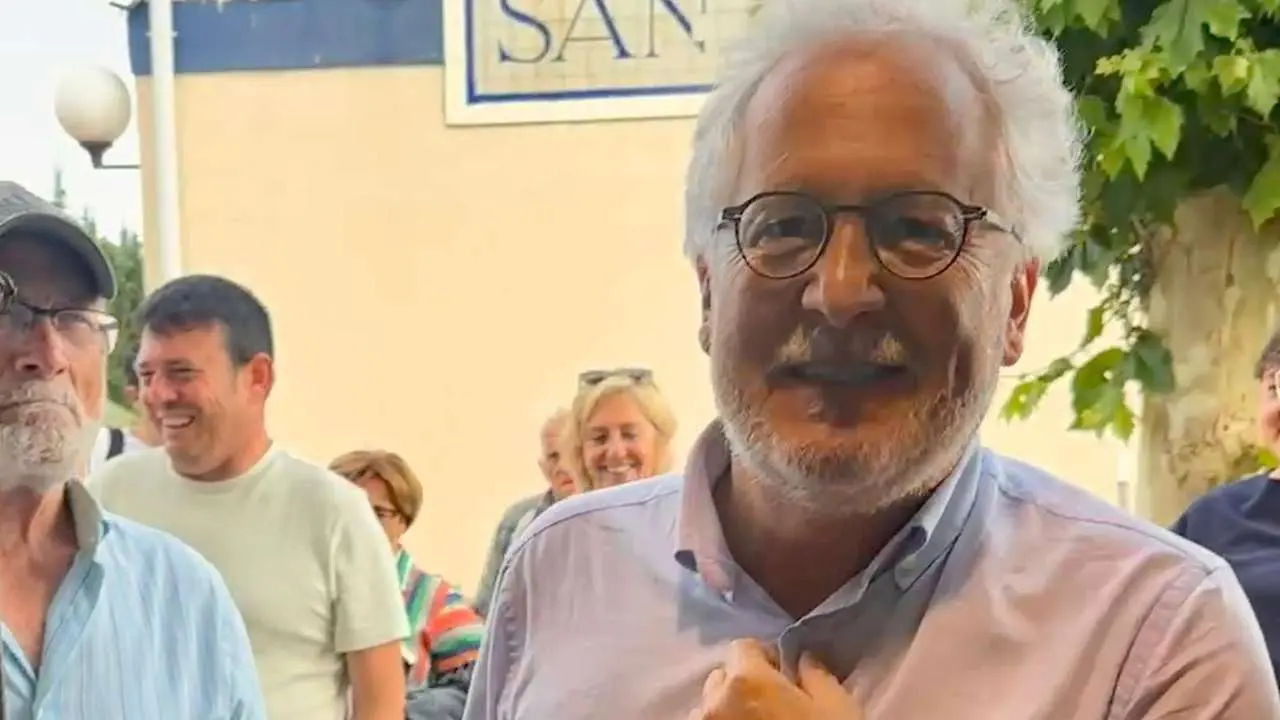 El escritor H&eacute;ctor Abad Faciolince ya estuvo en la Casona de San Feliz en junio de 2023. | SM