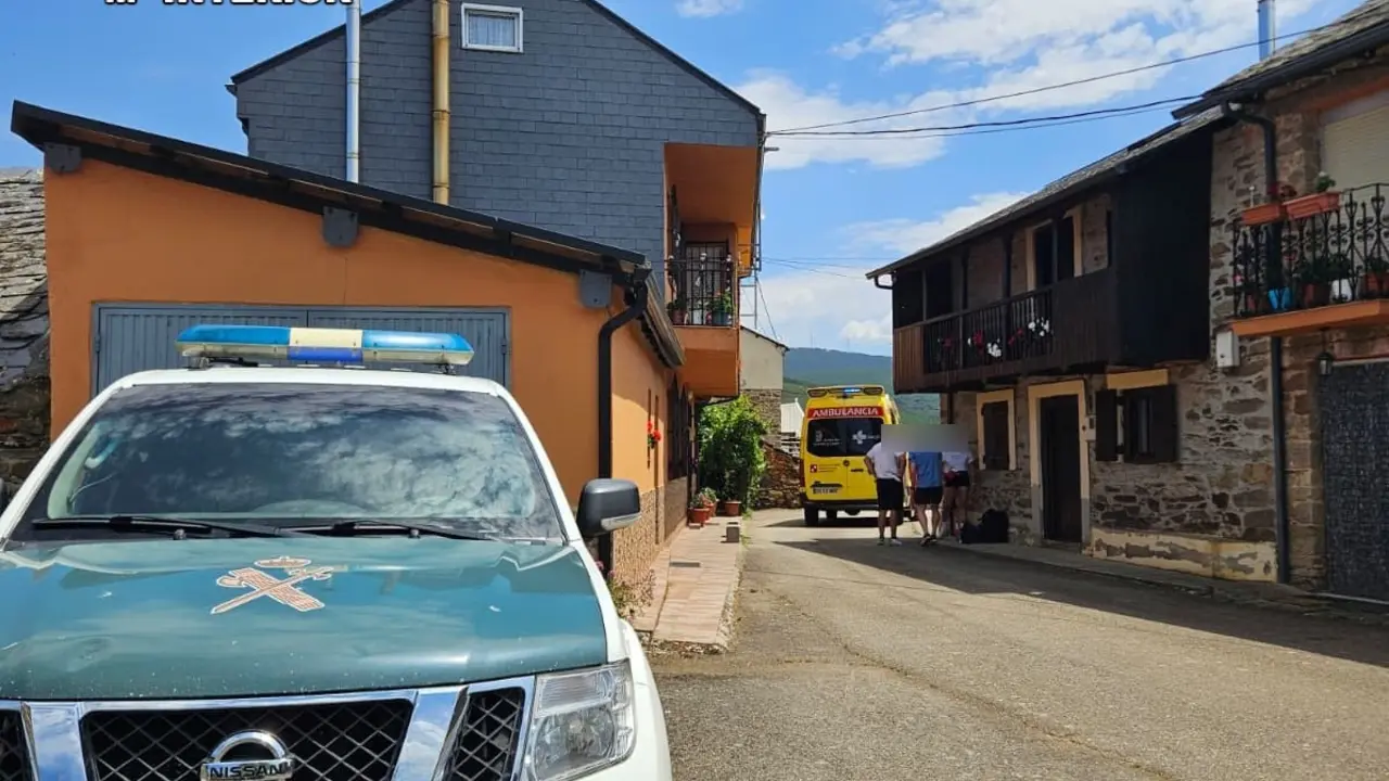 La Guardia Civil rescat&oacute; a una mujer en Montealegre. 