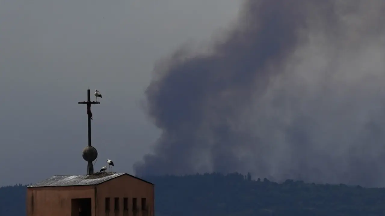 Cuatro incendios de nivel 1 permanecen activos en El Bierzo. | ICAL