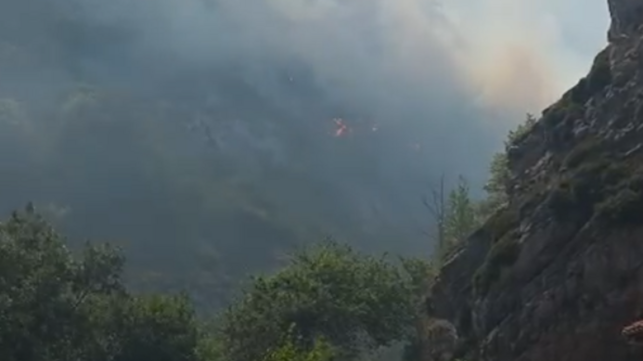 Incendio Riboda de Sajambre 