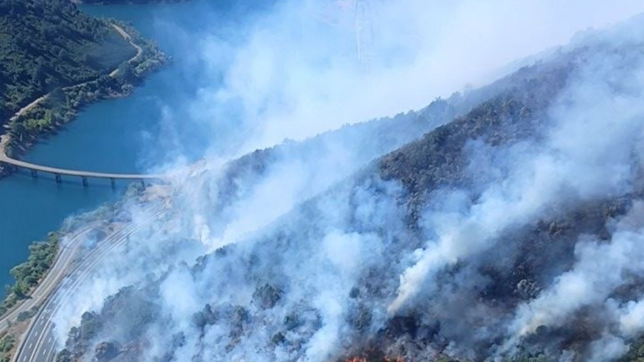 Incendio Forestal en Sena de Luna