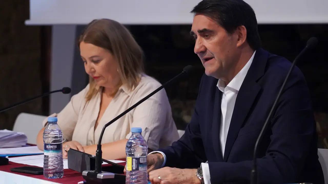 El Partido Popular de Le&oacute;n, presidido por Juan Carlos Su&aacute;rez-Qui&ntilde;ones, celebra una reuni&oacute;n de la Comisi&oacute;n Gestora Provincial. Campillo. Ical