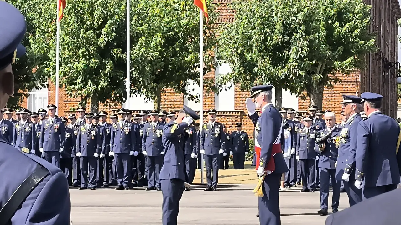 El rey Felipe Vi, esta ma&ntilde;ana en La Virgen del Camino. | MEM