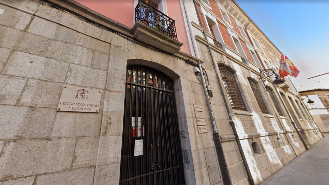 C&aacute;ritas diocesanas de Le&oacute;n - GoogleMaps