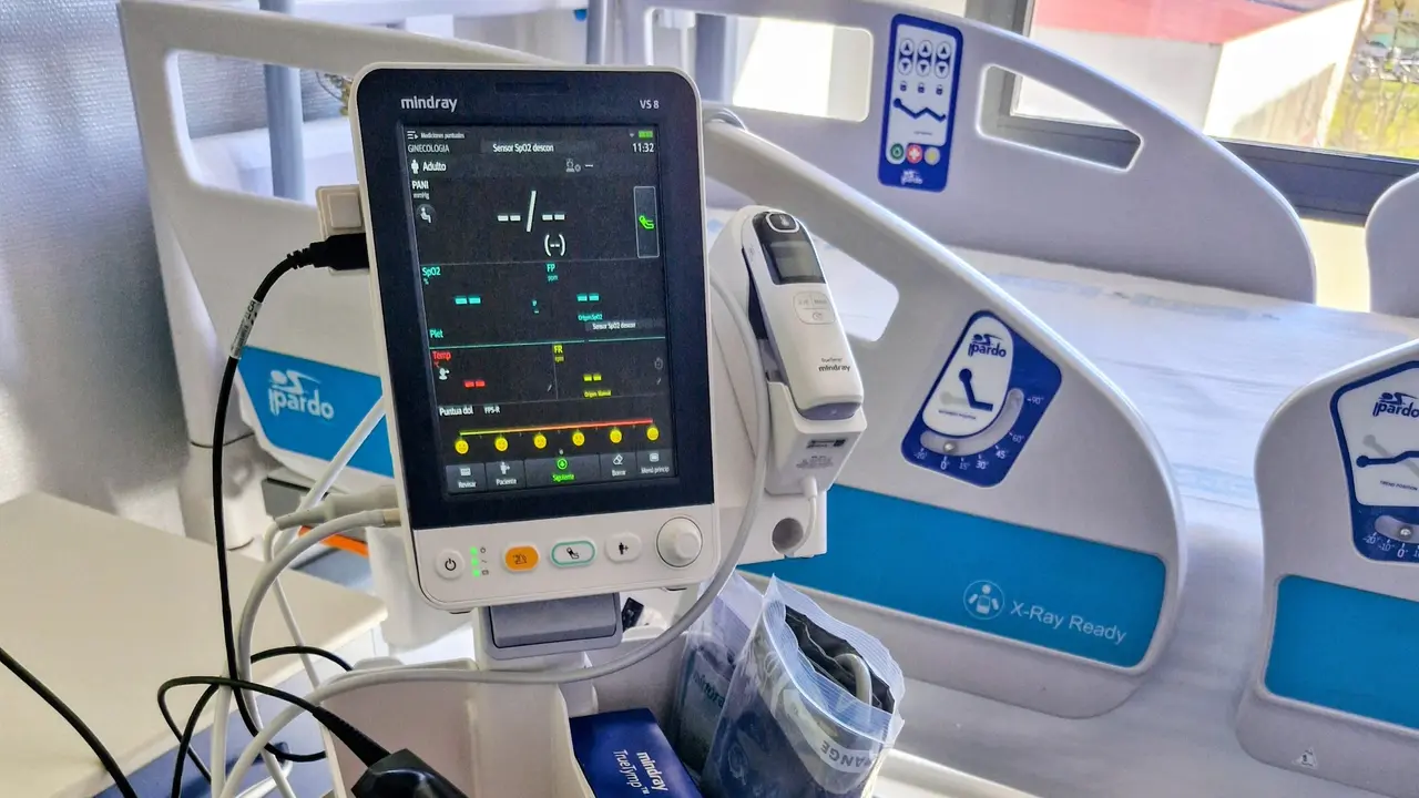 Los nuevos monitores de constantes vitales en el Hospital El Bierzo.