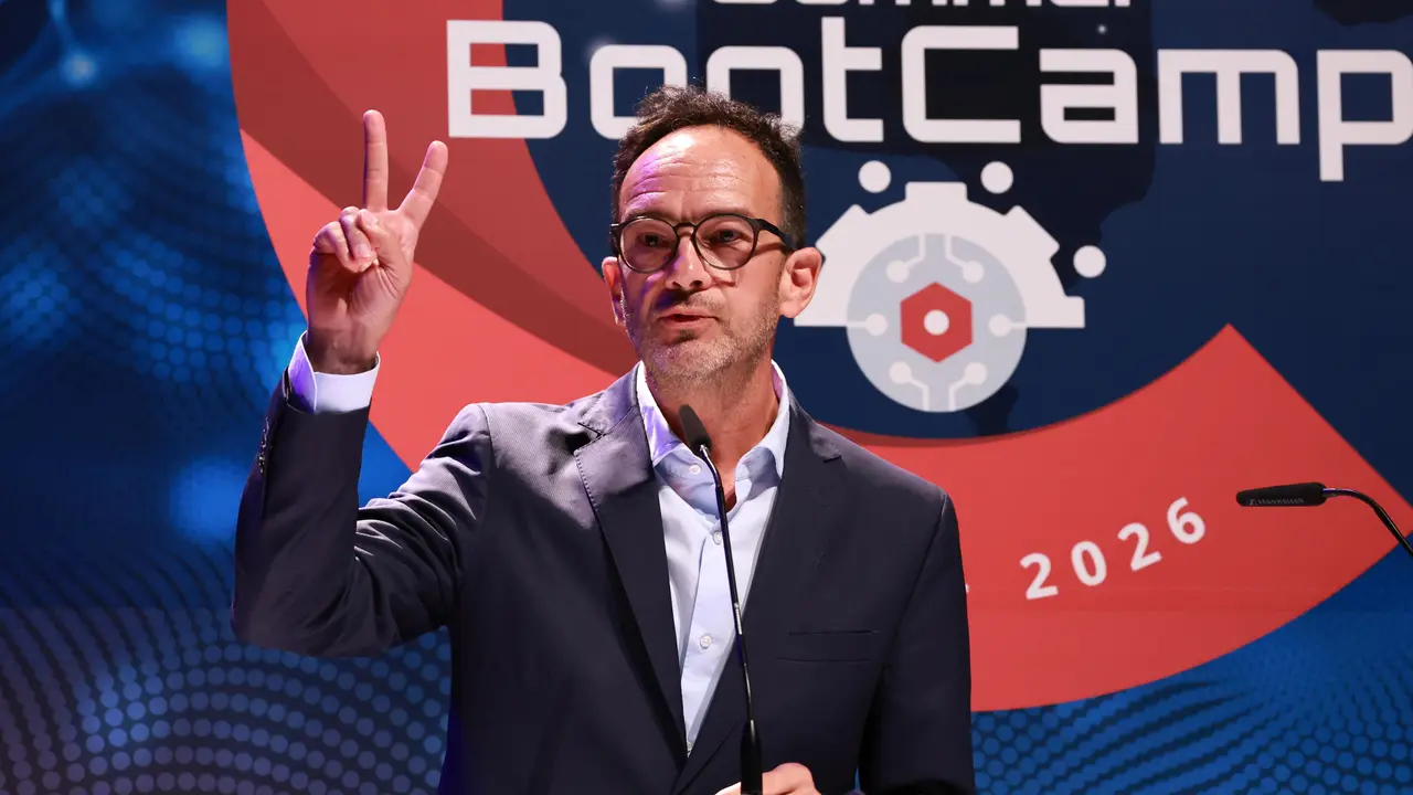 El secretario de Estado de Telecomunicaciones e Infraestructuras Digitales, Antonio Hernando Vera, preside la inauguraci&oacute;n del Cybersecurity Summer BootCamp 2026, en la que participan el alcalde de Le&oacute;n, Jos&eacute; Antonio Diez; la rectora de la ULE, Nuria Gonz&aacute;lex;, el secretario al cargo del Comit&eacute; Interamericano contra el Terrorismo de la Organizaci&oacute;n de Estados Americanos, Guillermo Moncayo, y la embajadora observadora permanente de la OEA, Carmen Mont&oacute;n. Campillo. Ical