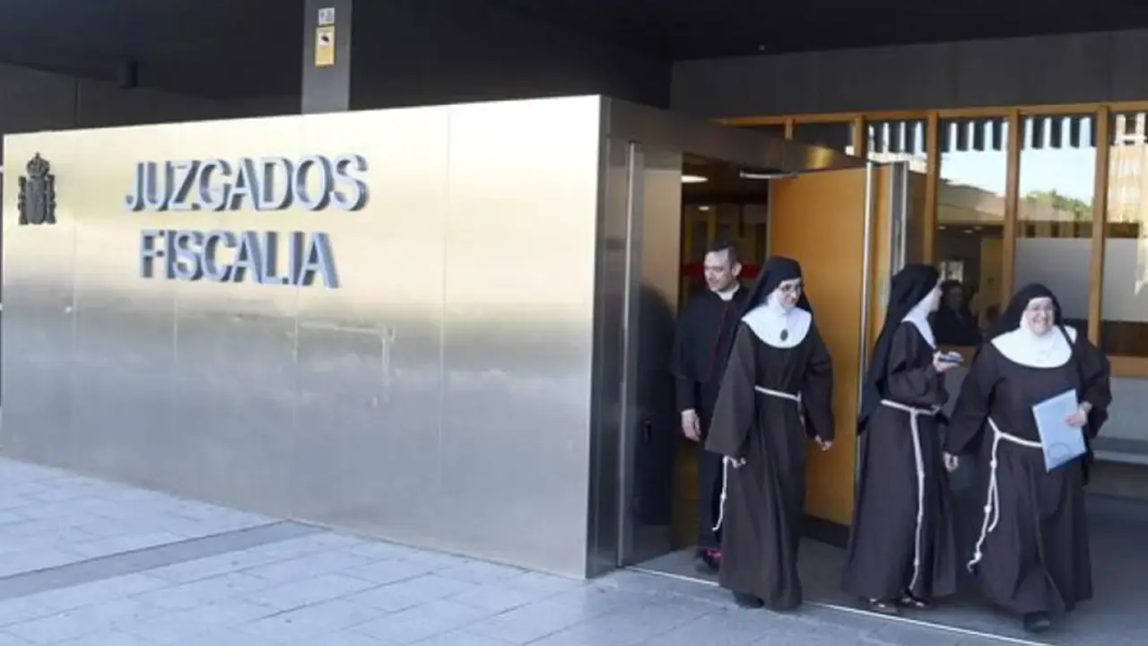 Las exmonjas de Belorado, en los Juzgados de Burgos. | ICAL