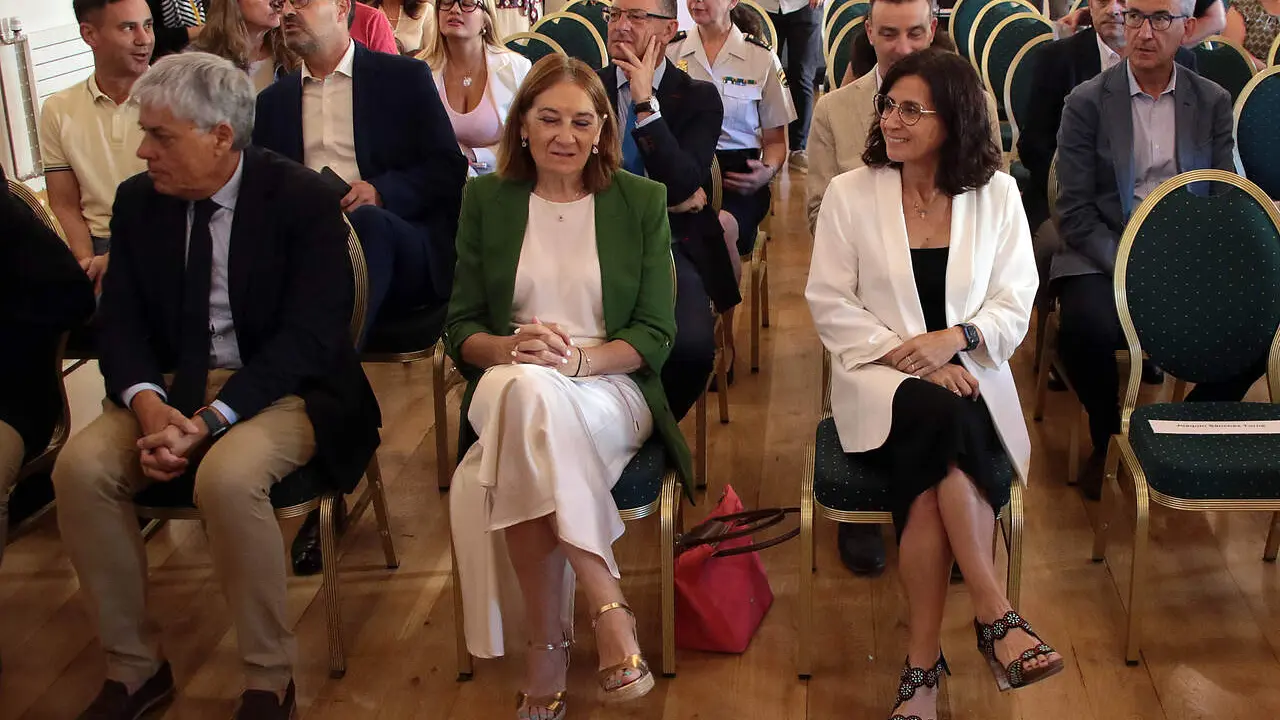 La consejera de Movilidad, Transformaci&oacute;n Digital e Inteligencia Artificial, Cristina Sanchidri&aacute;n inaugura la jornada 'Comunicaciones cr&iacute;ticas: la red que protege cuando m&aacute;s importa', organizada por el Diario de Le&oacute;n y Telef&oacute;nica. Peio Garc&iacute;a. Ical