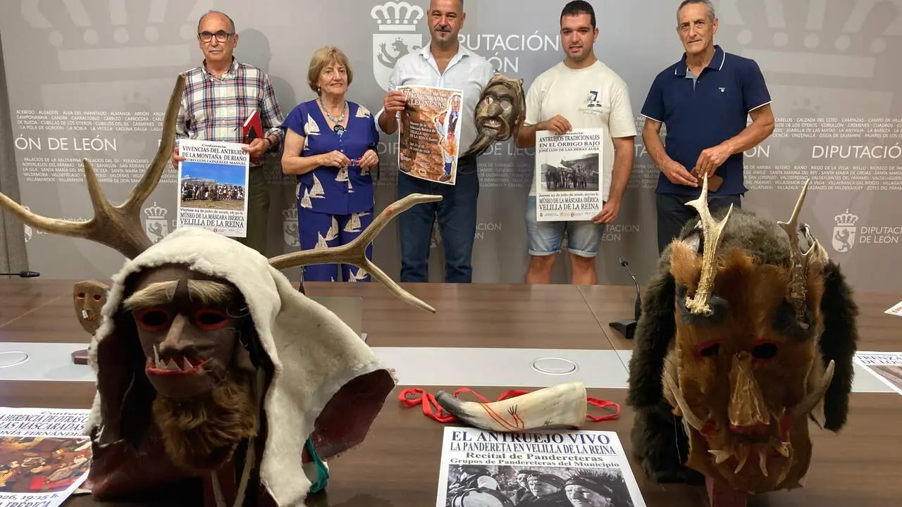 Velilla de la Reina acoge las V Jornadas de las Mascaradas Leonesas. Peio Garc&iacute;a. Ical