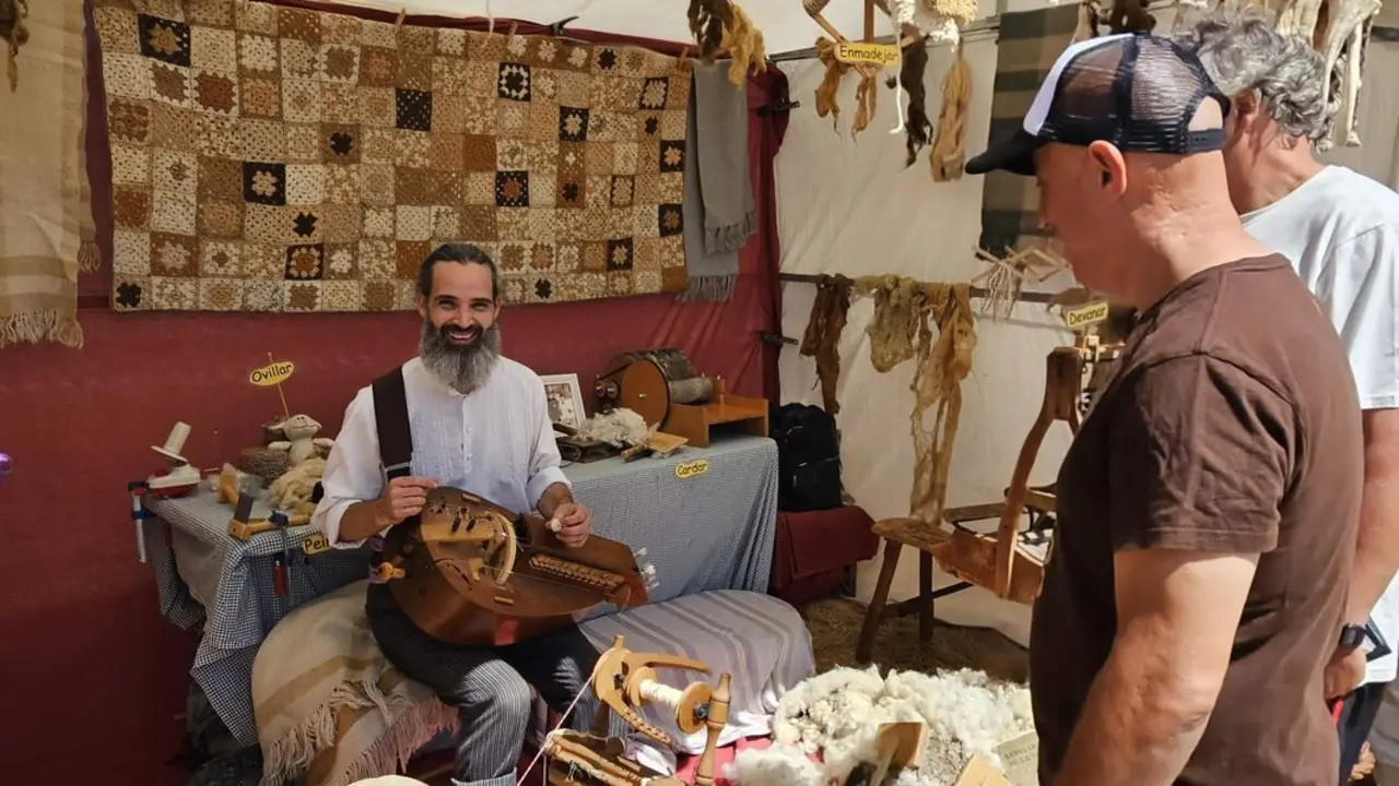 Feria de las tradicionaes Murias de Paredes 12